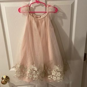 Catherine Malandrino Girl’s Dress- 5T in blush pink/gold